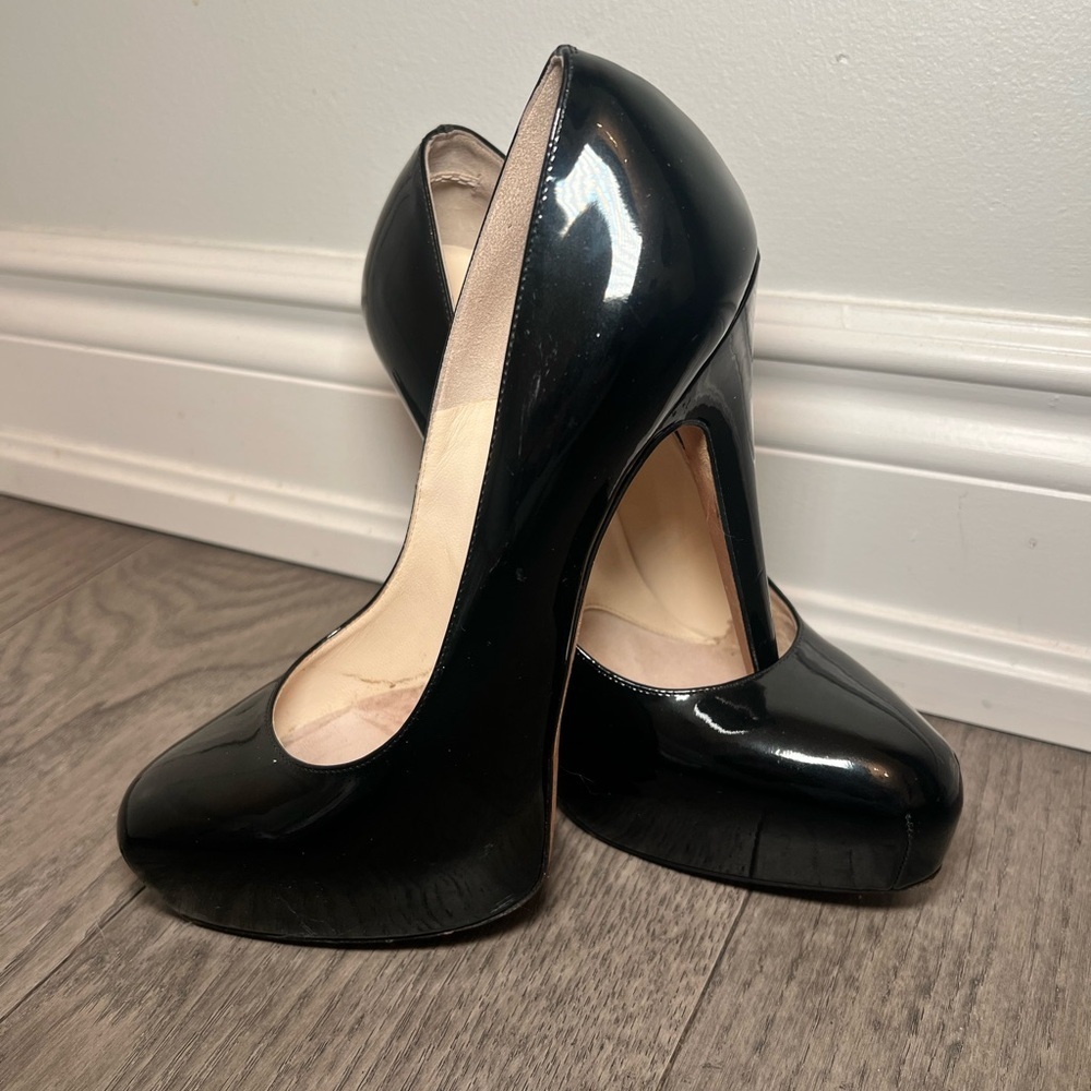 Brian Atwood Classic Black Heels - Picture 8 of 8